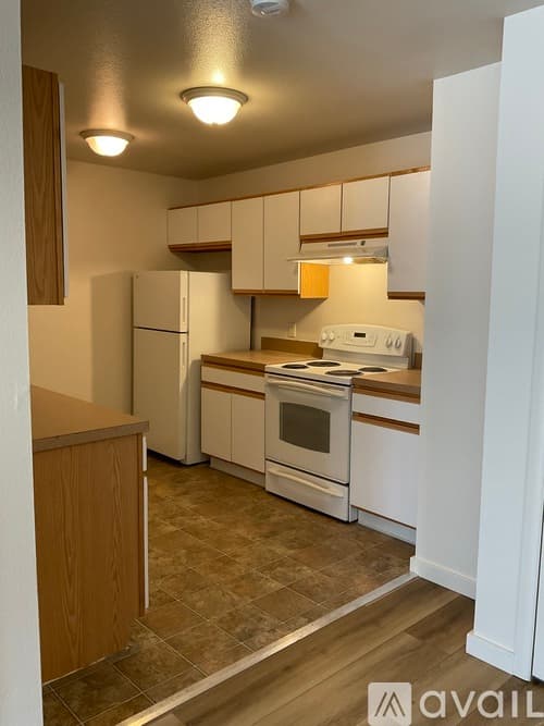 Boise Condo: 3311 N Lakeharbor Ln