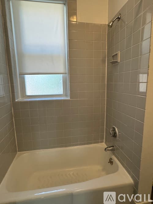 Boston Apartment: 122 Warren St