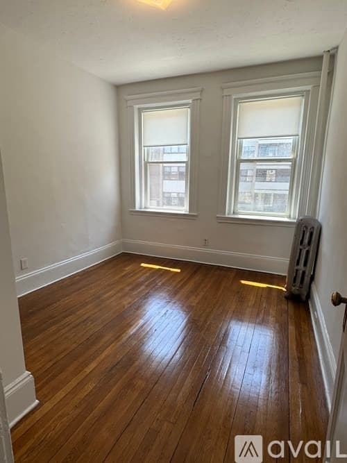 Boston Apartment: 122 Warren St