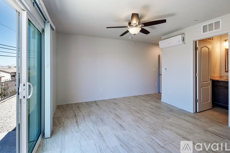 Lake Havasu City Condo: 2060 Swanson Ave