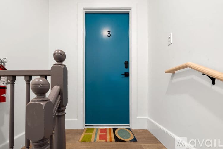 Boston Apartment: 621 E 8th St