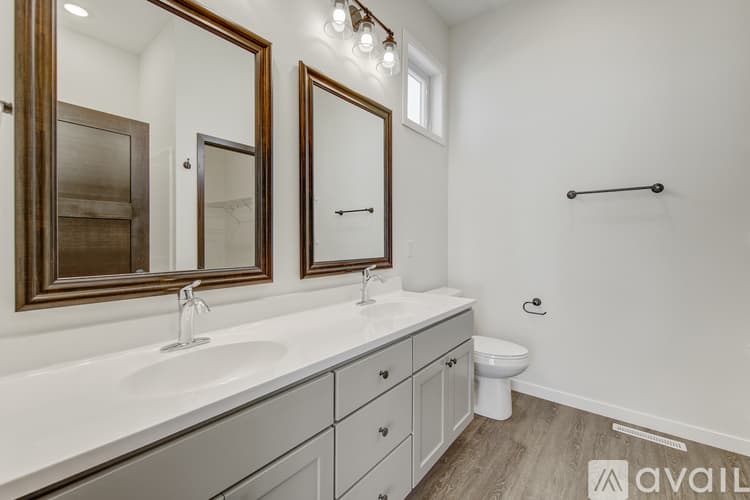 North Mankato Townhome: 2306 Pleasant Vw Dr