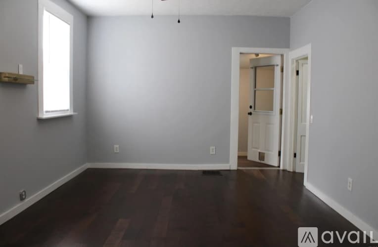 Lafayette House: 1110 North St