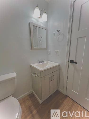 Seneca House: 367 East Reedy Fork Road