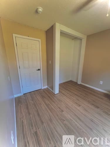 Seneca House: 367 East Reedy Fork Road