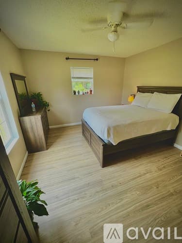 Seneca House: 367 East Reedy Fork Road