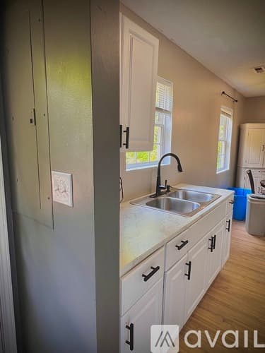 Seneca House: 367 East Reedy Fork Road