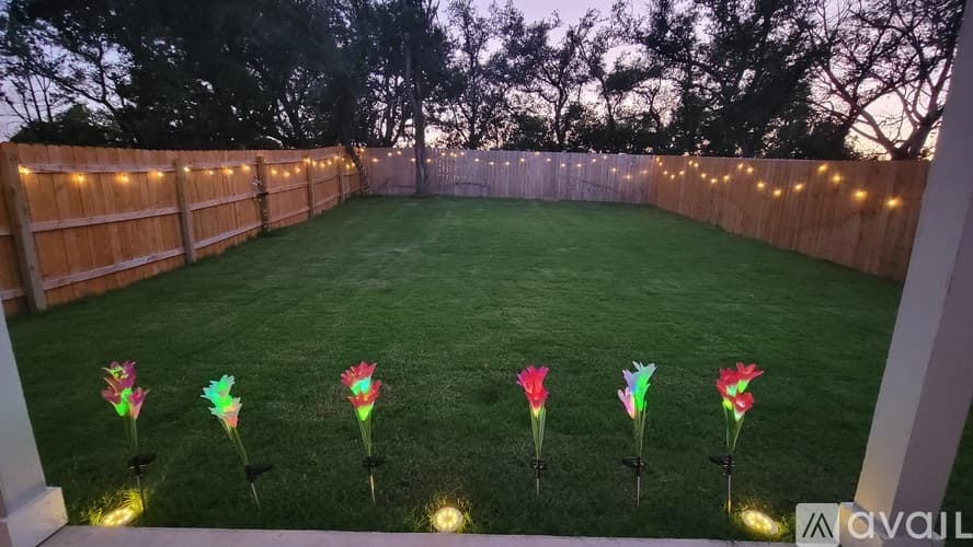 Leander Townhome: 1527 Fenton Hill Drive