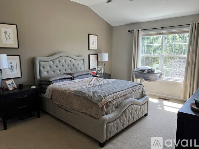 St. Charles Townhome: 6 N 365 Whitmore Circle