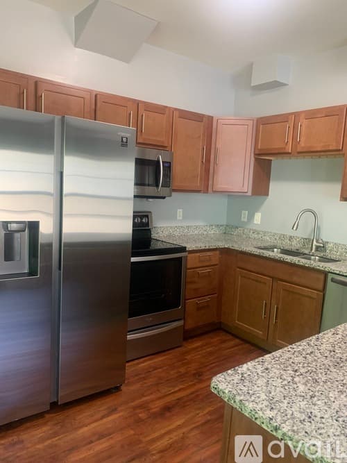 Cincinnati Apartment: 726 Ohio Pike