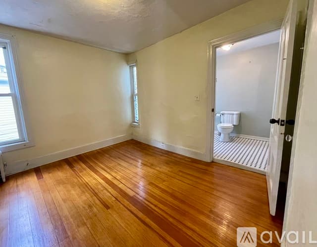 Providence Apartment: 88 Doyle Avenue