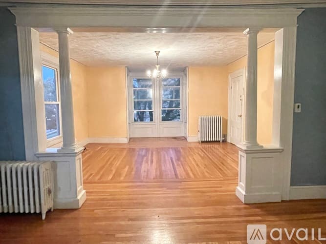 Providence Apartment: 88 Doyle Avenue