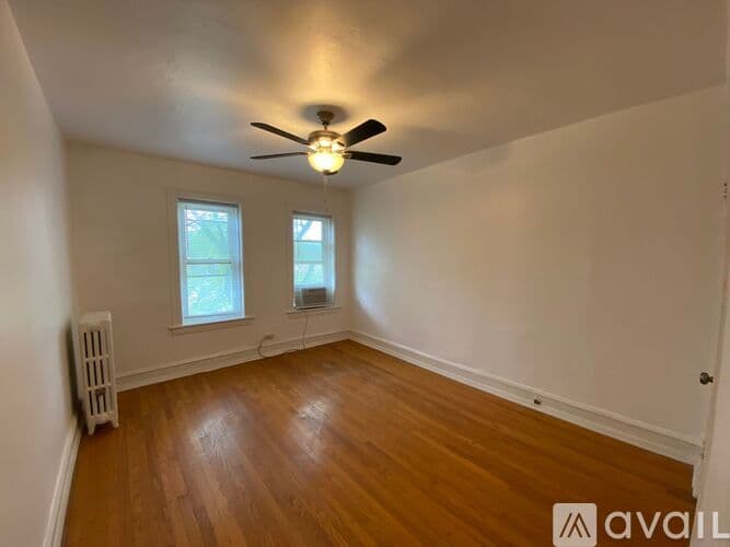 Chicago Apartment: 6305 N Washtenaw Ave