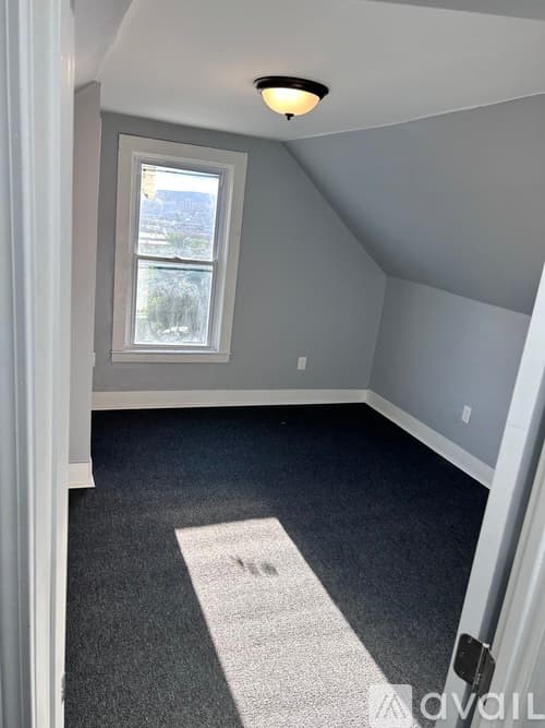 Worcester Townhome: 54 Wall Street