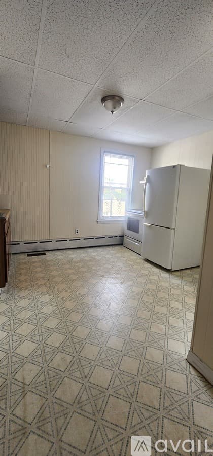 Springfield Apartment: 411 Belmont Avenue