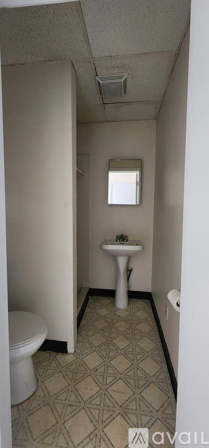 Springfield Apartment: 411 Belmont Avenue