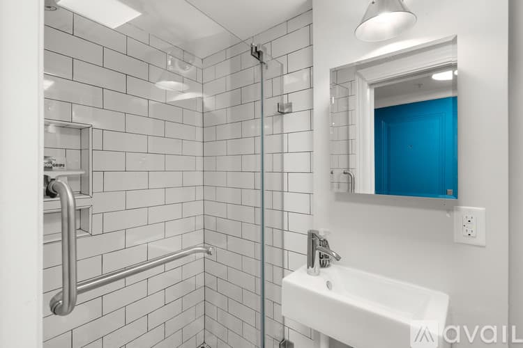 Boston Apartment: 15 Snow Hill St
