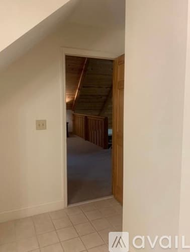 Dillard House: 560 Chalet Village Dr