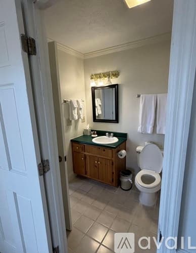 Dillard House: 560 Chalet Village Dr