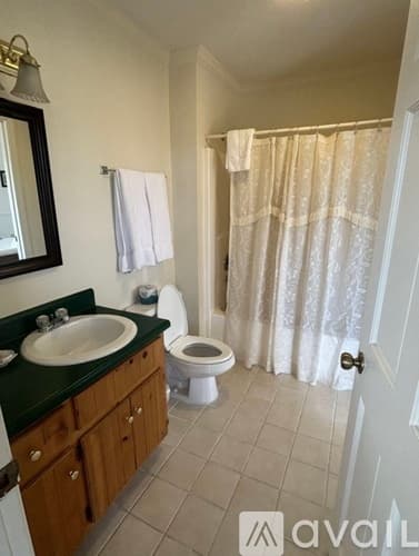 Dillard House: 560 Chalet Village Dr