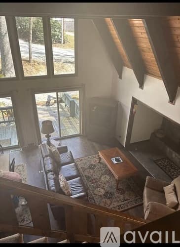Dillard House: 680 Chalet Village Drive