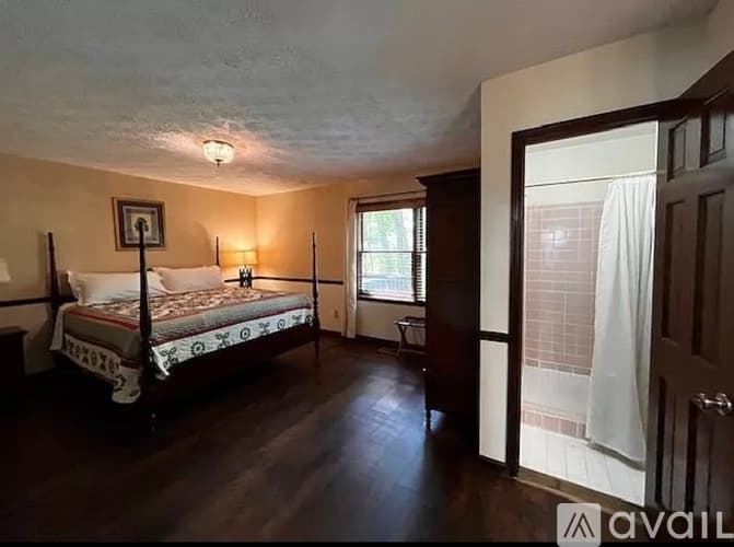 Dillard House: 680 Chalet Village Drive