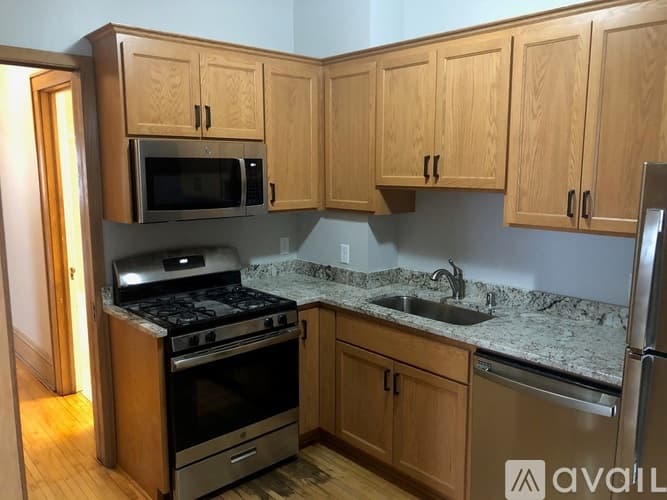 Minneapolis Apartment: 3208 Blaisdell Ave