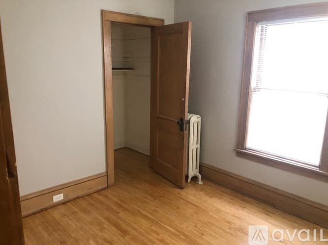 Minneapolis Apartment: 3208 Blaisdell Ave