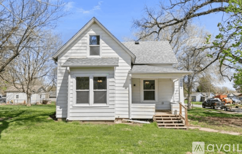 Blair House: 2202 Nebraska Street
