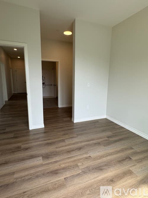 Brookline Apartment: 5 Washington St