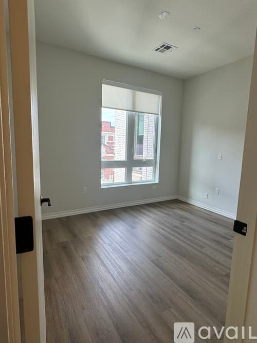 Brookline Apartment: 5 Washington St