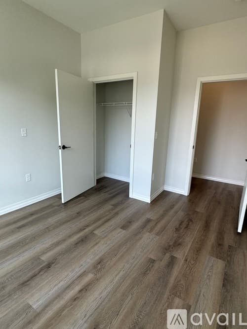 Brookline Apartment: 5 Washington St