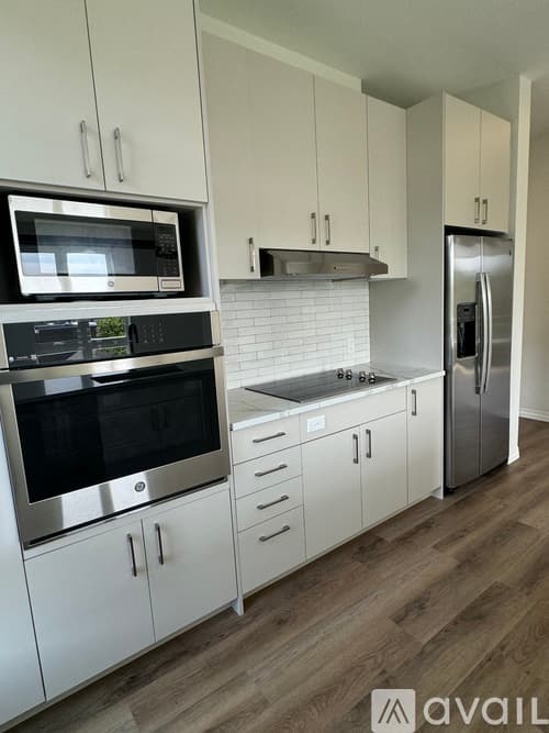 Brookline Apartment: 5 Washington St