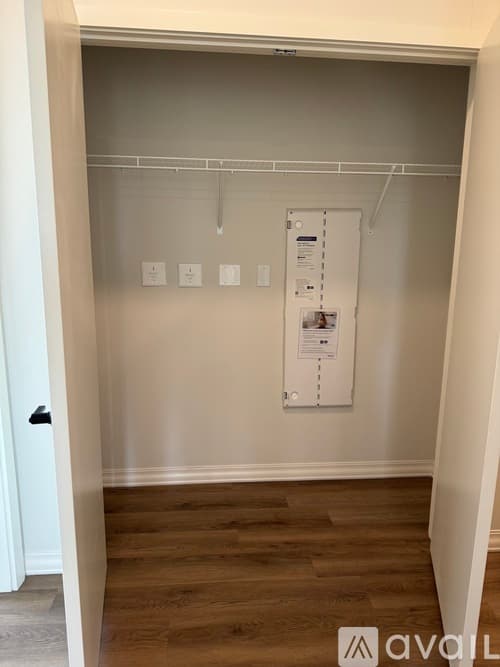 Brookline Apartment: 5 Washington St
