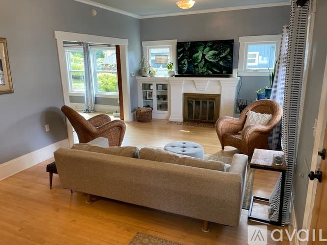 Portland Apartment: 4418 N Vancouver Ave Urban Pad