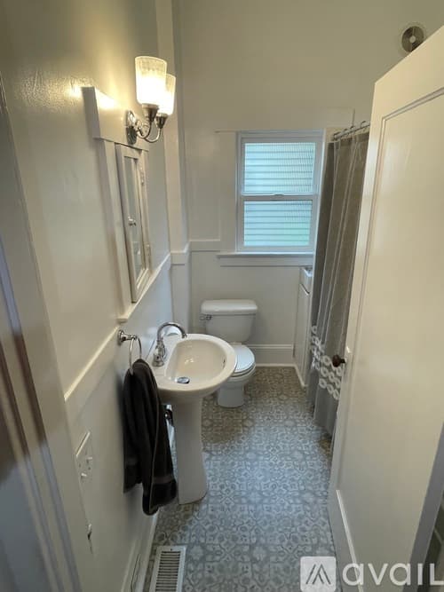 Portland Apartment: 4418 N Vancouver Ave Urban Pad