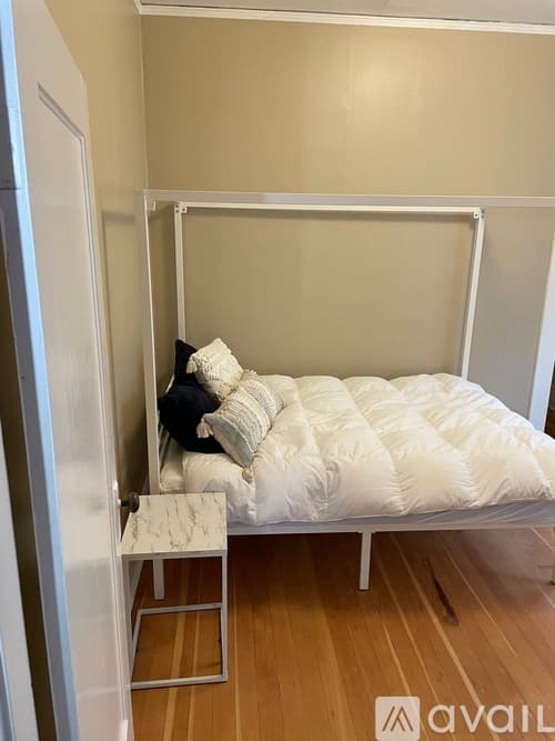 Portland Apartment: 4418 N Vancouver Ave Urban Pad