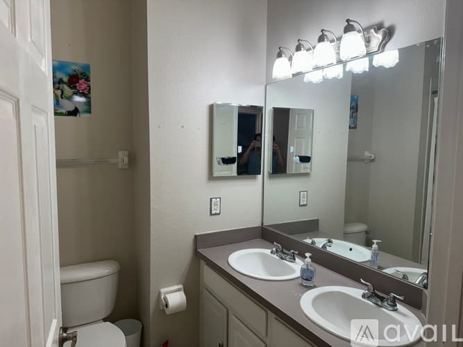Tampa House: 8404 Fenwick Avenue
