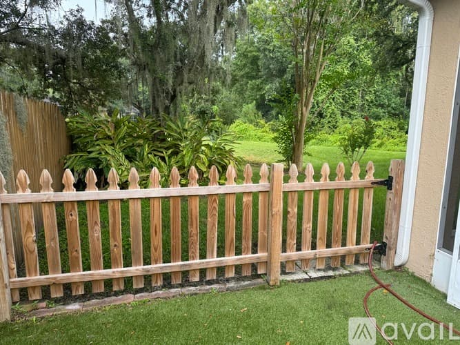 Tampa House: 8404 Fenwick Avenue