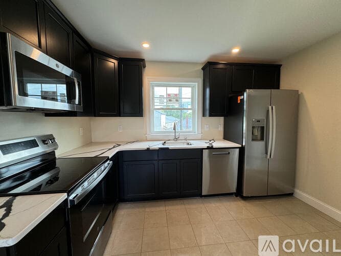 Stockertown Townhome: 202 Center Street