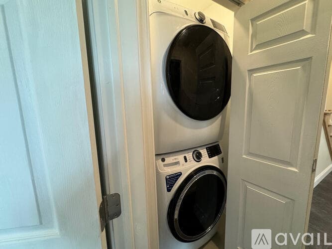 Stockertown Townhome: 202 Center Street