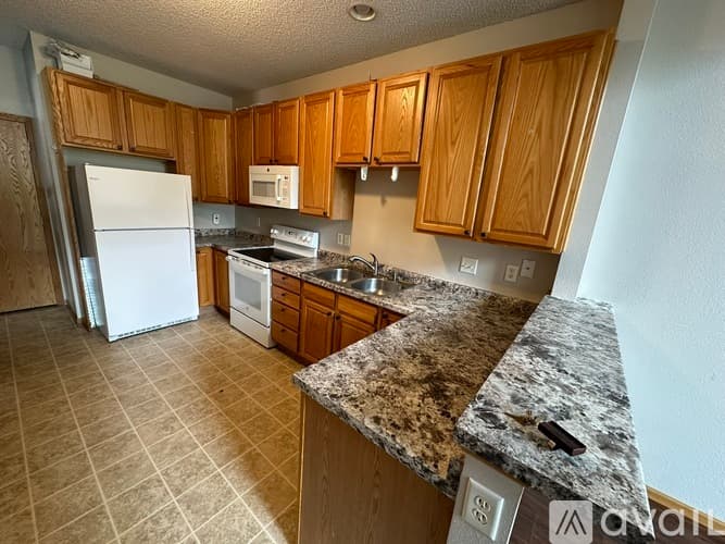 Saint Michael Townhome: 11429 16th Street Northeast