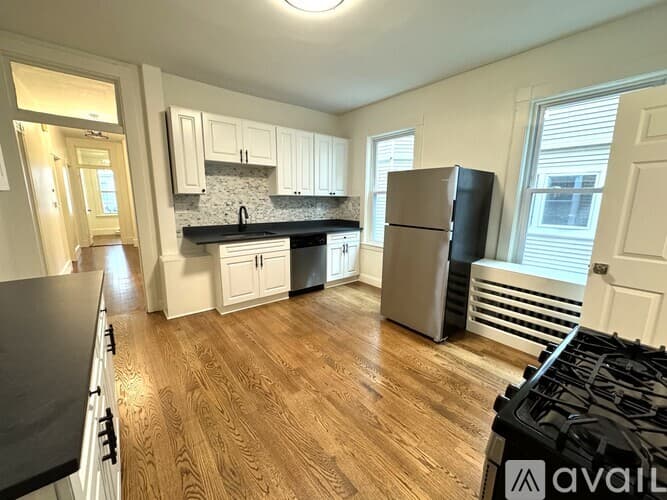 Brookline Apartment: 11 E Milton Rd