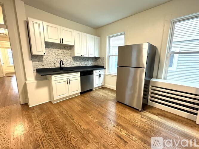 Brookline Apartment: 11 E Milton Rd