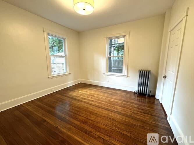 Brookline Apartment: 11 E Milton Rd