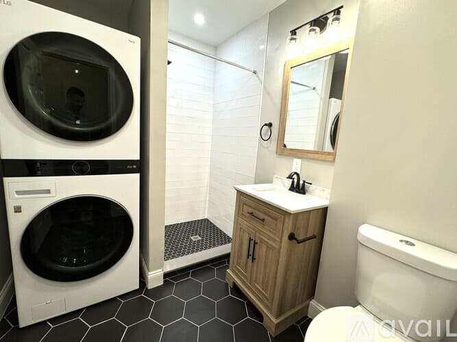 Brookline Apartment: 11 E Milton Rd