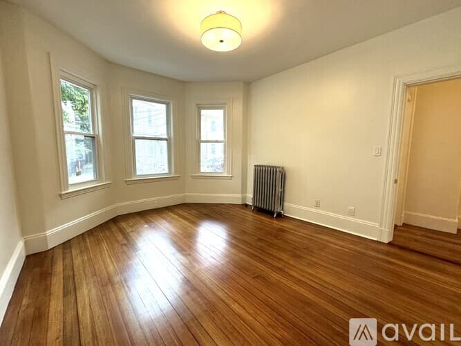 Brookline Apartment: 11 E Milton Rd