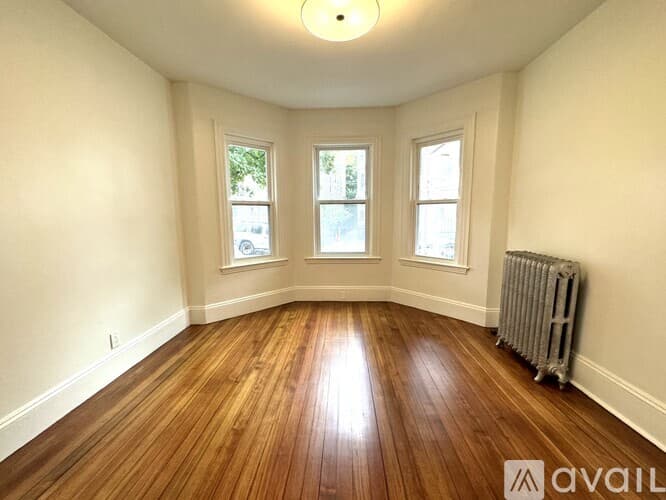 Brookline Apartment: 11 E Milton Rd