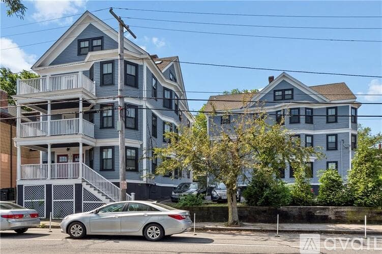 Providence Condo: 71 Olney St