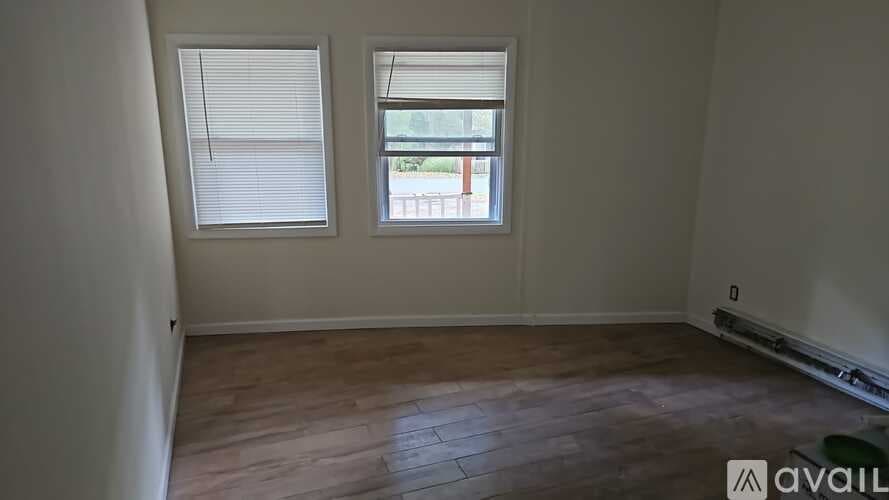 Mount Jackson Apartment: 8148 Supinlick Ridge Rd